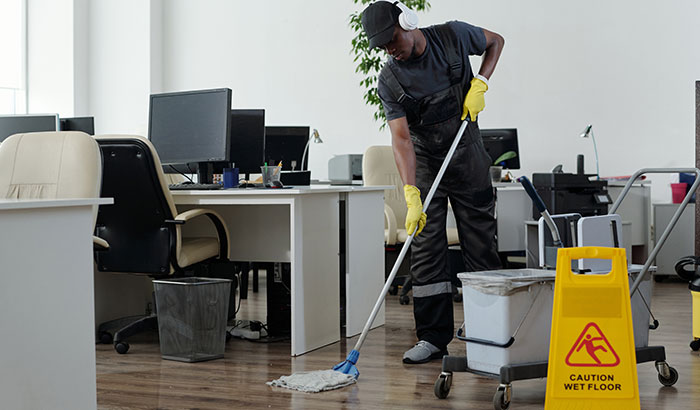 Should I Hire a Commercial Cleaning Team? 8 Things To Consider